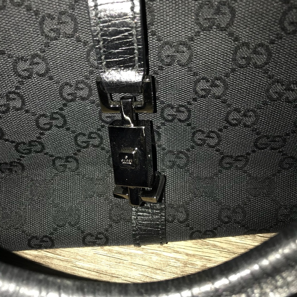 Gucci - Picture 5 of 8